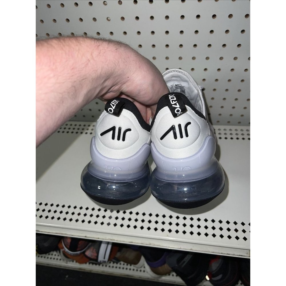 Nike Air Max 270 Golf Mens Spikeless Golf Shoes Size 9.5 White Black CK6483-102 - Picture 3 of 8